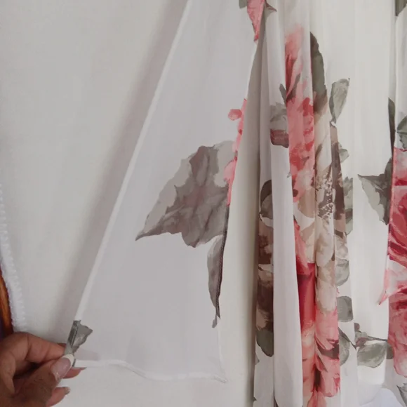 Chiffon Halter Dress - Picture 4 of 8